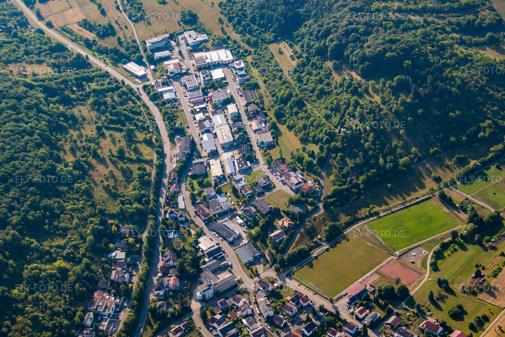 Luftbild: Industriegebiet Siemensstr im Ortsteil Dietlingen in Keltern im Bundesland Baden-Württemberg in Deutschland. Foto: IMG_69925.jpg vom 06.07.2014 durch Werner Riehm/FLY-FOTO.de