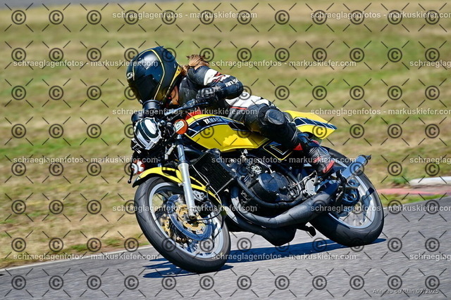 25bc03-1394 | markuskiefer.com - Realisiert mit Pictrs.com