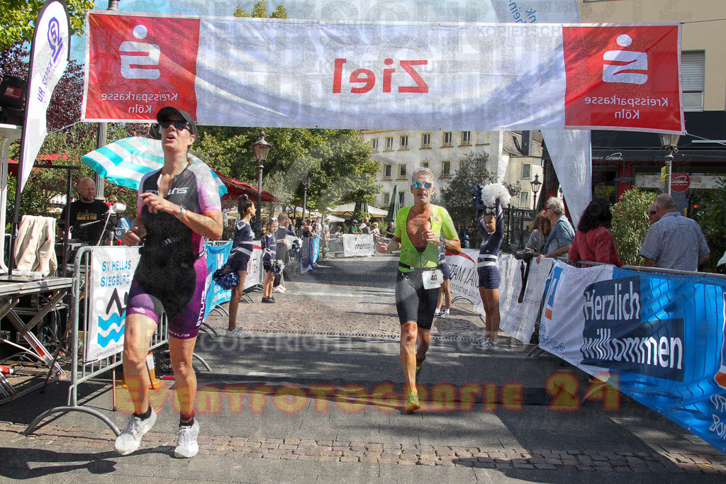 250824_1233_EV4_9278 | Sportfotografie im Rhein-Sieg Kreis, Köln, Bonn, NRW, Rheinland Pfalz, Hessen, etc. Unser Tätigkeitsfeld umfasst den Laufsport vom Volkslauf über den Marathon, Duathlon, Triathon bis zum Ultralauf wie Kölnpfad Ultra oder Schindertrail.