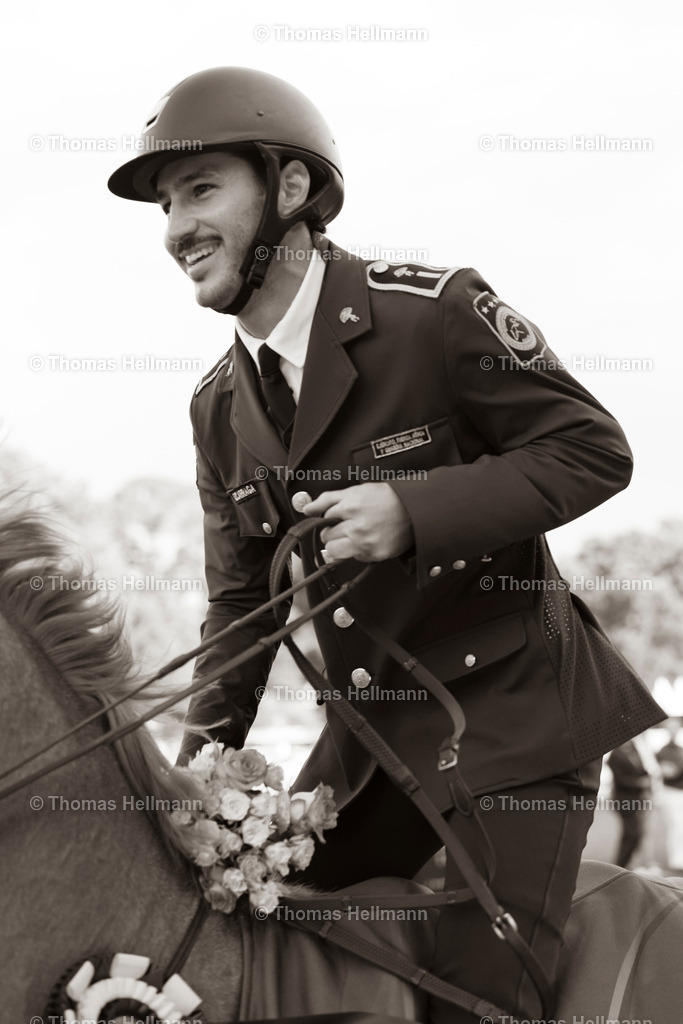 TH_63-Atlantica du Soleil Z-Azcarraga_ Andres_29253 | Al Shiraàa Deutsches Spring- und Dressur-Derby 2025 am 30.05.25 in Hamburg, Thomas Hellmann, 63Atlantica du Soleil ZAzcarraga, Andres