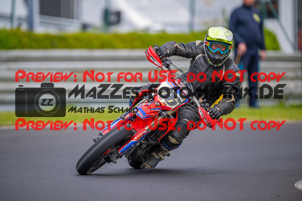 MaZZes-Fotomatrix-20260508-52051 | G2