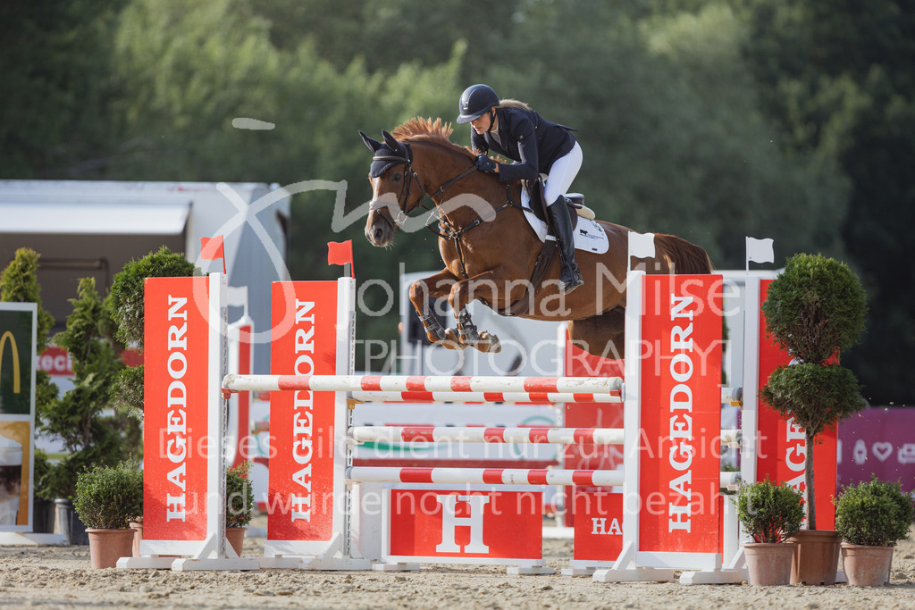 220728_BHO_ST_M1-Spr_1-690 | Deine schönsten Turniermomente als professionelle Fotos! Entdecke hochwertige Pferdesport-Fotografie im Online-Shop. Jetzt Fotos finden & bestellen!