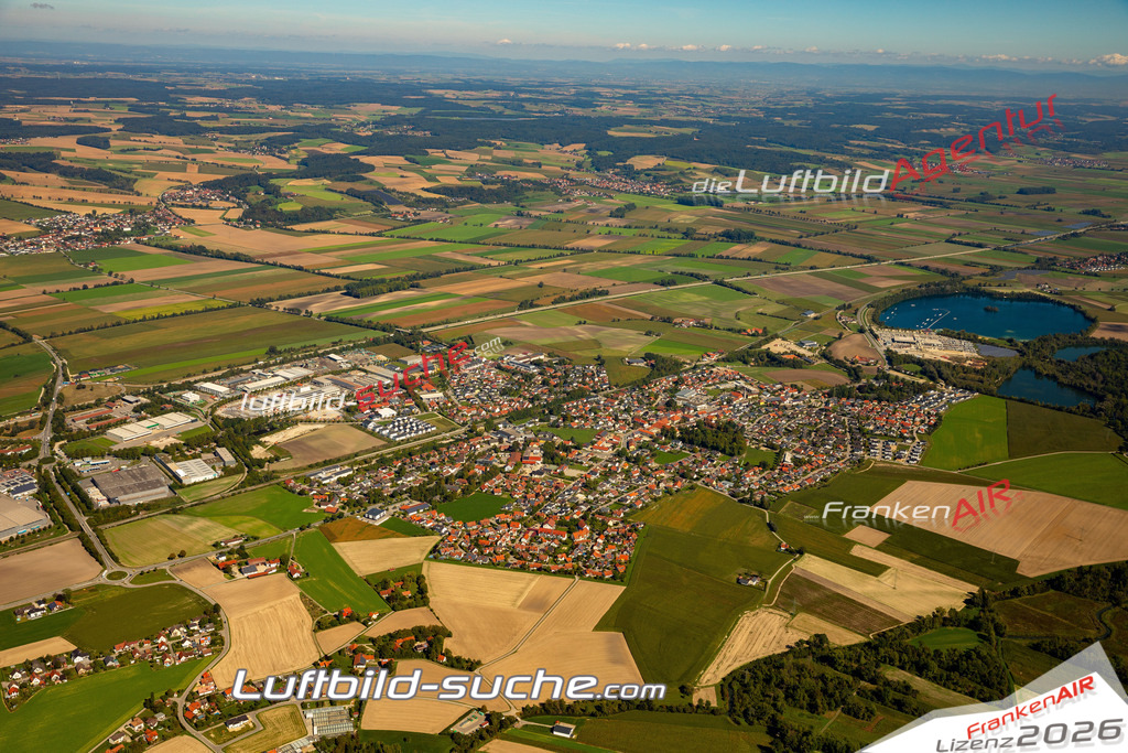 Das Luftbild zeigt :  Wörth an der Isar - Die Luftaufnahme wurde 2023 vom UL-Flugzeug aus erstellt ( keine Drohne ) - Hochauflösende Luftaufnahme - Für grossformatige Ausdrucke geeignet. Die Geschenkidee !Mit Lizenz und Bildrechte bestellbar