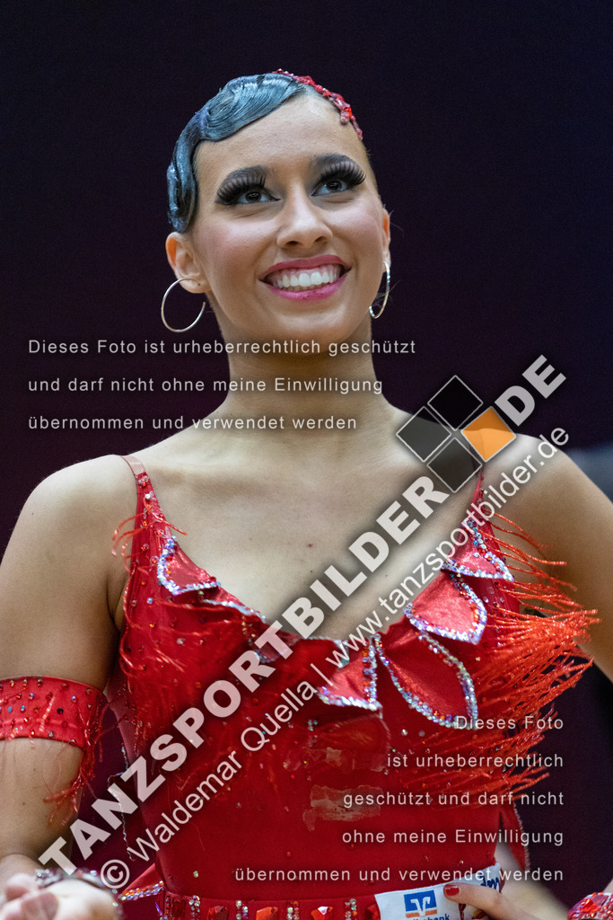20230115-02252 | Hier finden Sie Tanz Bilder vom Latein und Standard Formationen tanzen. Sportbilder vom Tanzsport. Schöne Fotos und von Weltmeisterschaft, Europameisterschaft, Bundesliga, Regionalliga, Oberliga und Landesliga sowie von GOC Stuttgart, DanceComp, WM Bremen
