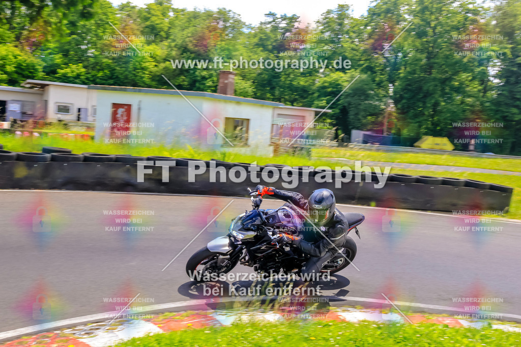 VBK-8173 | Hier findet Ihr Bilder von Touristenfahrten auf der Nürburgring Nordschleife oder von anderen Veranstaltungen die ich besucht habe. Viel Spass beim Durch Schauen 