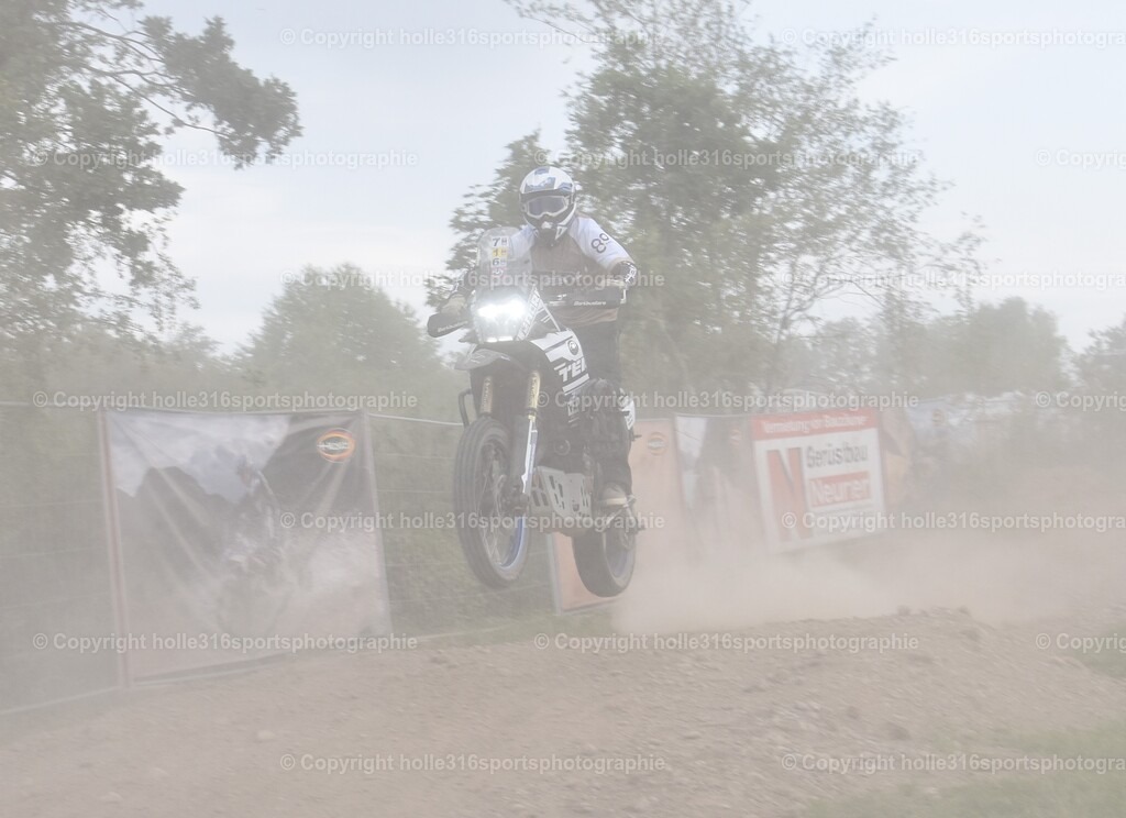 DSC_0608 | Sportfotografie , Motorsport, Motoross, Reitsport, Mointainbike, Enduro,
Landschaft , Outdoor, Eventfotografie, Landschaft, Bilder online bestellen - Realisiert mit Pictrs.com