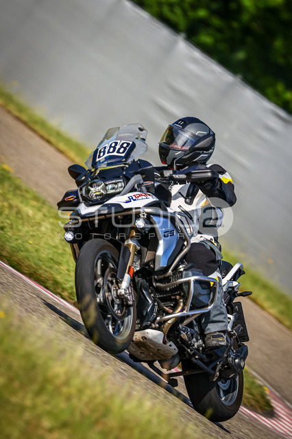 0888-260530DCB-020_888 | Deine Full-Service-Agentur für ✔️Videoproduktionen und ✔️Motorsportfotografie Jetzt Angebot anfragen!