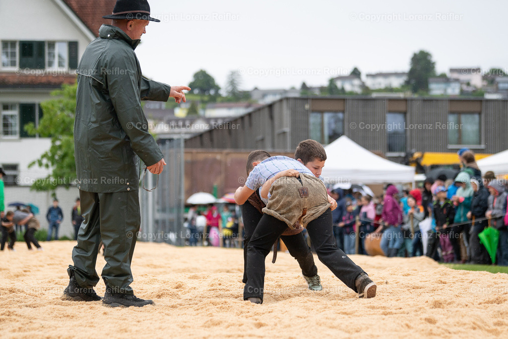 Schwingen -  Herisauer Buebeschwinget 2024 | Herisau, 1.6.24, Schwingen - Herisauer Buebeschwinget.