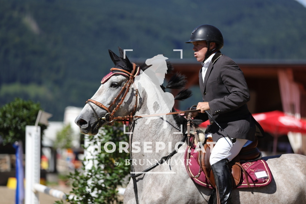 0P6A5844 | Willkommen bei Brunnmayr - Design & Fotografie – Ihrem Spezialisten für Reitturniere und Pferdeveranstaltungen in Oberösterreich, Salzburg und Bayern! Seit über 17 Jahren sind wir leidenschaftlich dabei.