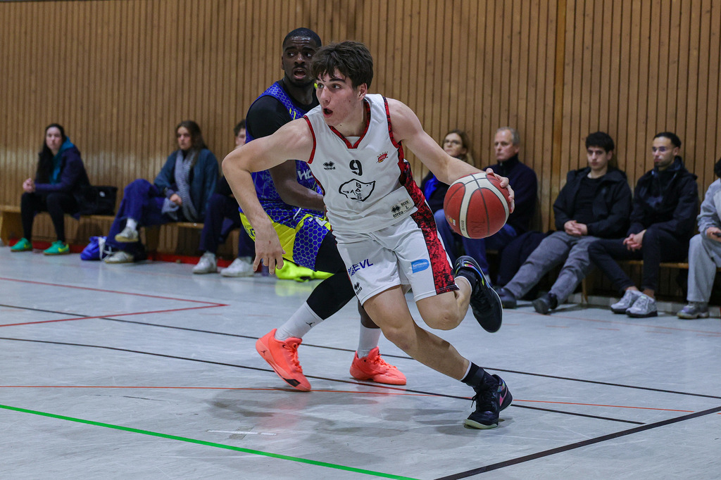 Regio BAYER GIANTS vs SV Haspe 70-58 | Fotos von Basketballspielen aus dem Raum NRW fotografiert von Gero Mueller-Laschet und Daniel Schaefer - Realisiert mit Pictrs.com