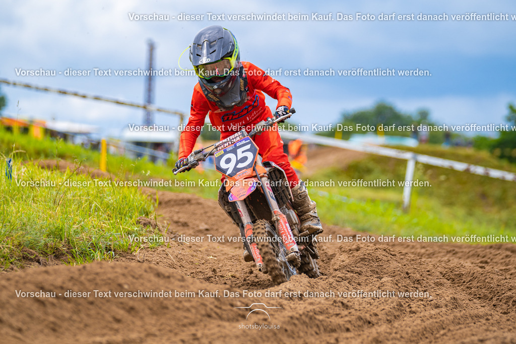 20260607_MSCParmen-0085 | Sportfotografin aus Berlin-Brandenburg mit Fokus auf Motocross. Ich halte deine sportliche Leistung und echte Emotionen auf und neben der Strecke professionell fest. Entdecke die Fotos von deinem Rennen und bestelle sie direkt hier im Shop.