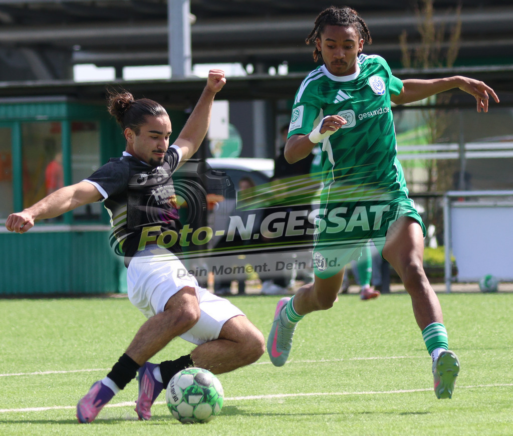 SV Rödinghausen - MSV Duisburg | Auf dem Bild zu sehen: schwarz SV Rödinghausen ; grün MSV Duisburg: SV Rödinghausen, MSV Duisburg, Saison 25/26, A-Jugend, Testspiel, Rödinghausen, Deutschland - Realisiert mit Pictrs.com