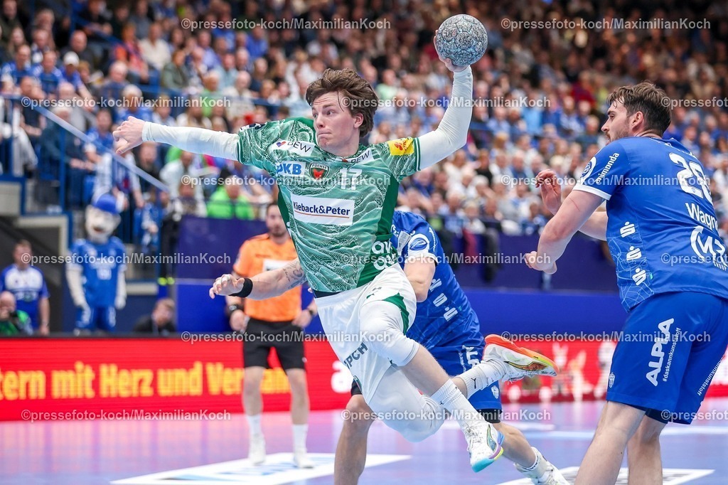 xkwix12042602051 | 2026.04.12, xkwix, Handball, HBL, TBV Lemgo Lippe -  Füchse Berlin, PHOENIX CONTACT arena, 28.Spieltag, Saison 2025 / 2026: Nils Lichtlein (Füchse Berlin #17) beim Wurf DFB regulations prohibit any use of photographs as image sequences and or quasi-video. Photo: xKamilxWilkowskixPressefotoKochx