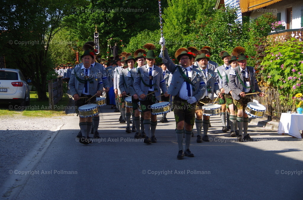 IMGP5097 | fotografiert von Axel PollmannLeonhardi Wallfahrt Benediktbeuern und Murnau, Fronleichnam, Fasching, Landschaft im Loisachtal und Benediktbeuern  - Realisiert mit Pictrs.com