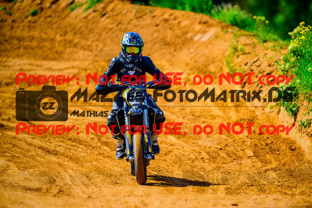 MaZZes_FotoMatrix_240511_6007705_1276 | S4