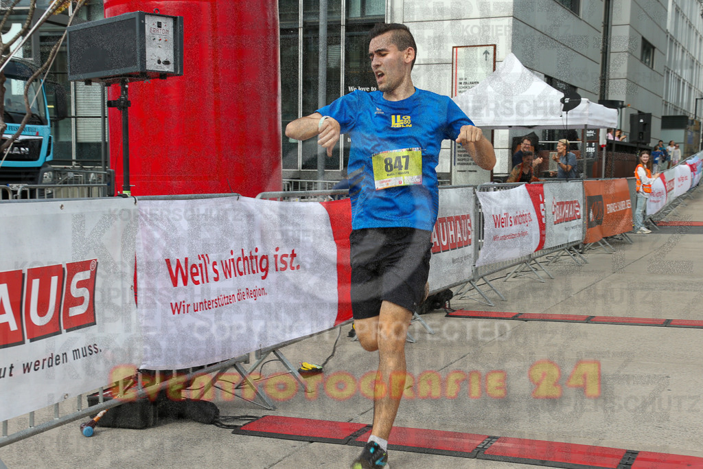 250920_1319_EX1_4021 | Sportfotografie im Rhein-Sieg Kreis, Köln, Bonn, NRW, Rheinland Pfalz, Hessen, etc. Unser Tätigkeitsfeld umfasst den Laufsport vom Volkslauf über den Marathon, Duathlon, Triathon bis zum Ultralauf wie Kölnpfad Ultra oder Schindertrail.