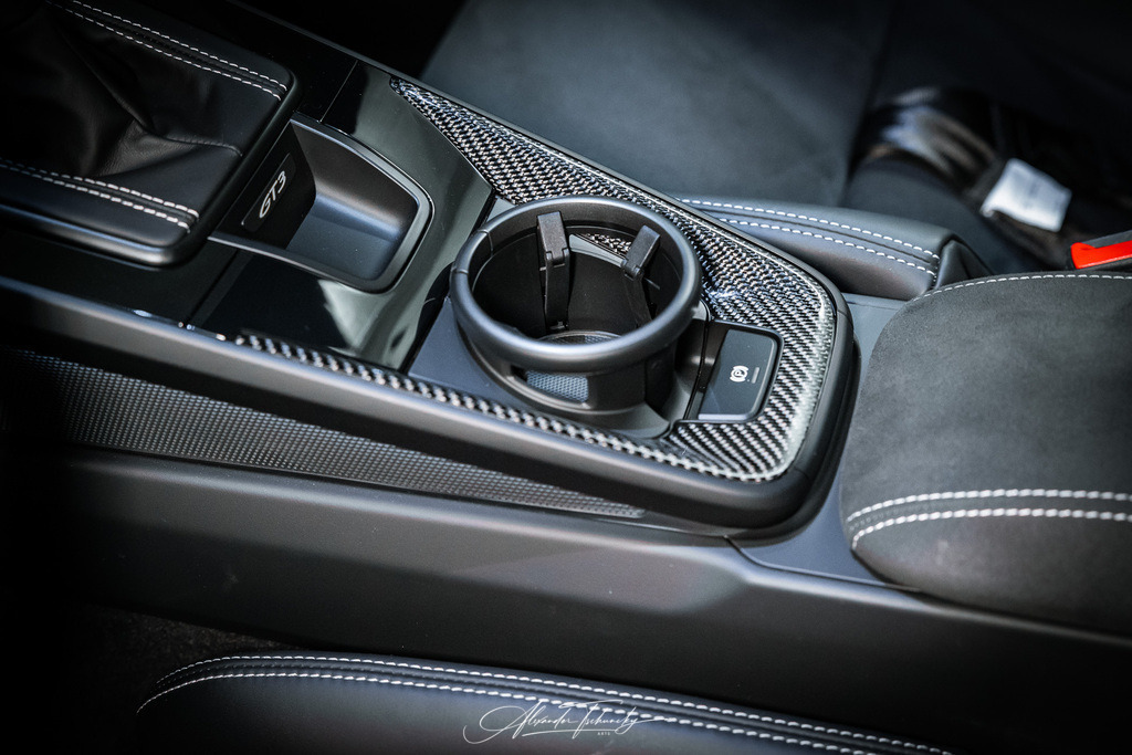 R6PZ3620 _AL | Entdecken Sie die faszinierende Welt von Alexander Tschuncky Arts: Kreative Fotografie, atemberaubende Automobilkunst und hochwertiger Bilderdruck. Lassen Sie sich inspirieren! - Realisiert mit Pictrs.com
