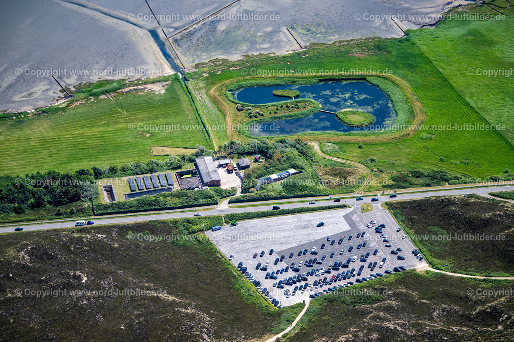 Sylt_Kampen_Kläranlage_ELS_1075210625_Kopie | KAMPEN (SYLT) 13.06.2025 Klärwerks- Becken und Reinigungsstufen zur Abwasserbehandlung in Kampen (Sylt) auf der Insel Sylt im Bundesland Schleswig-Holstein, Deutschland. // Sewage works Basin and purification steps for waste water treatment in Kampen (Sylt) at the island Sylt in the state Schleswig-Holstein, Germany. Foto: Martin Elsen