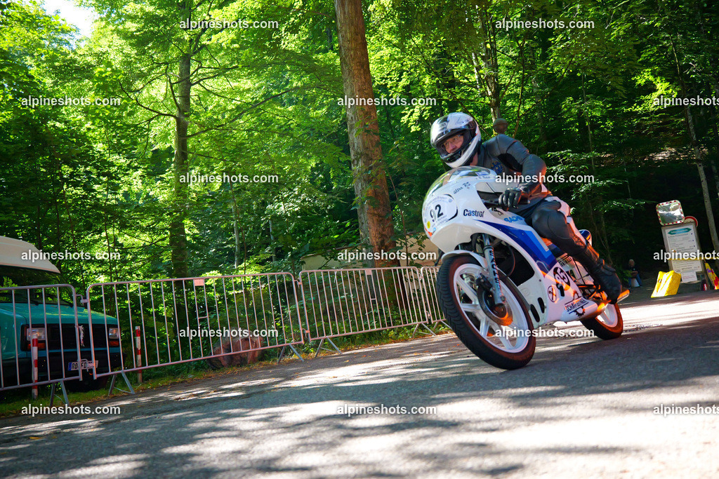 P1026036 | Erleben Sie atemberaubende, hochqualitative Fotos Ihrer Fahrt entlang der malerischen Alpenstraßen. Besuchen Sie alpineshots.com, um professionelle Aufnahmen Ihrer unvergesslichen Reise zu finden und zu kaufen - Realisiert mit Pictrs.com