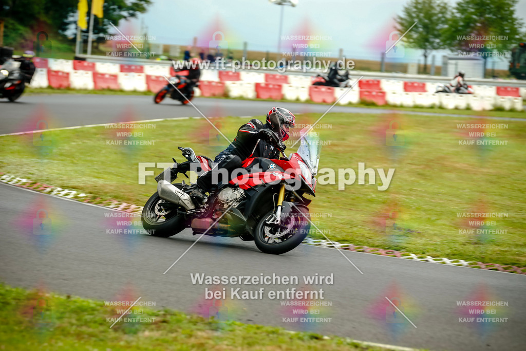 VBK-4300 | Hier findet Ihr Bilder von Touristenfahrten auf der Nürburgring Nordschleife oder von anderen Veranstaltungen die ich besucht habe. Viel Spass beim Durch Schauen 