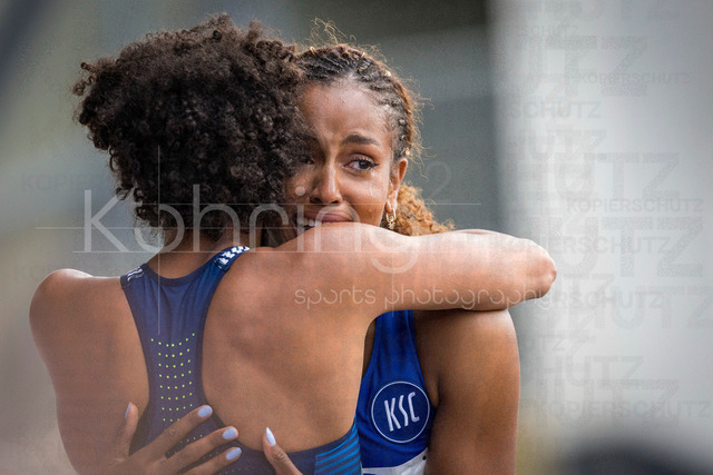 Deutsche Leichtathletik-Meisterschaften; Bochum-Wattenscheid, 26.07.2026 | Mikaelle Assani (Karlsruher  SC) gewinnt den Weitsprung vor Malaika Mihambo (LG Kurpfalz); Deutsche Leichtathletik-Meisterschaften am 26.07.2026 im Lorheide-Stadion, Bochum-Wattenscheid (Nordrhein-Westfalen).
