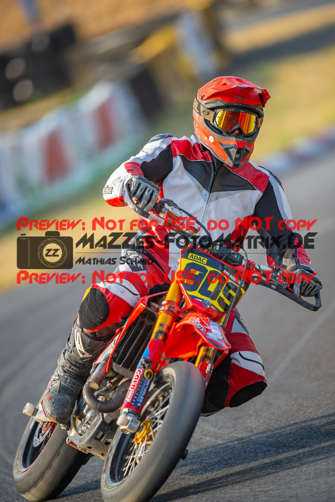 MaZZes-Fotomatrix-20260816-609702 | S2