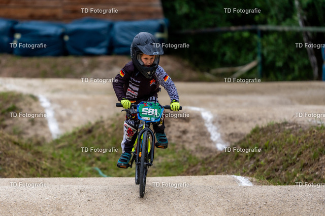 BayBMX2026-05354 | Fotogalerie von Thomas Dettweiler mit Eventbildern und lizenzfreien Fotos. Perfekt als Wandbild, für Büro, Website oder private Nutzung. - Realisiert mit Pictrs.com
