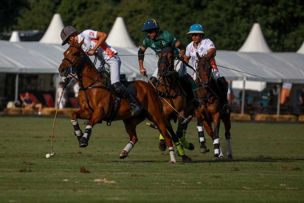 3_FreiluftmanufakturVsLandRover_200525_034 | Bildergalerie von Sport-Ereignissen aber auch von weiteren spannenden Dingen - nicht nur vom Niederrhein. In Anlehnung an den bekannten Spruch von Hanns Dieter Hüsch heißt das Motto: "Niederrhein ist überall".  - Realisiert mit Pictrs.com