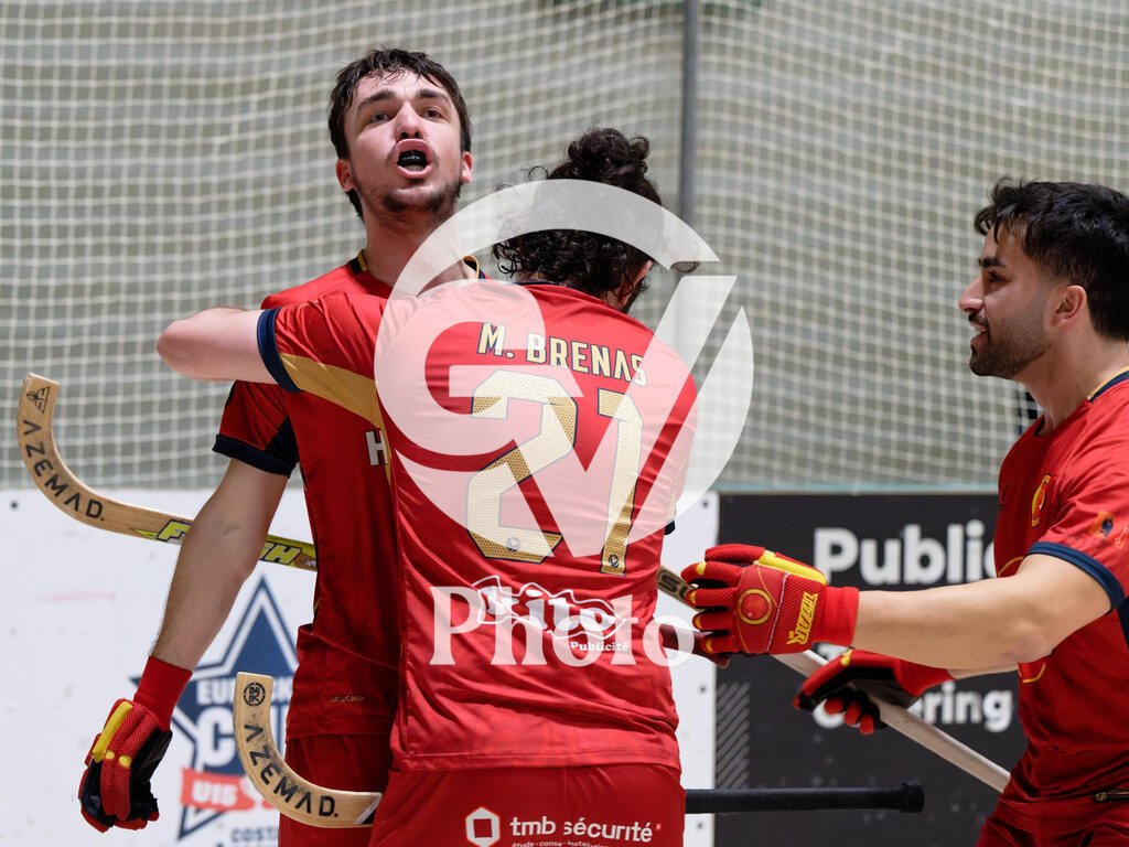 LNA  - Geneve RHC v RHC Diessbach  |  during the LNA  match between Geneve RHC and RHC Diessbach  at Centre sportif de la queue d'arve in Geneve, Switzerland