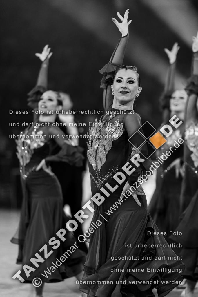 20231111-11311 | Hier finden Sie Tanz Bilder vom Latein und Standard Formationen tanzen. Sportbilder vom Tanzsport. Schöne Fotos und von Weltmeisterschaft, Europameisterschaft, Bundesliga, Regionalliga, Oberliga und Landesliga sowie von GOC Stuttgart, DanceComp, WM Bremen