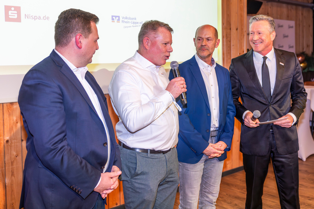 top-top.de 260306-031 | Foto, Video, Fotografie, Videografie, Fotobox, DJ, Discjockey, Musik, Musikbox, Veranstaltung, Photobooth, Amazon, Ebay, Buchtipp, Bestseller, Autor, Verlag, Buch, Wesel, Hamminkeln, NRW, Dinslaken, Rees, Drohne, Hochzeit, Party, Fotobox, Wesel, Fotograf