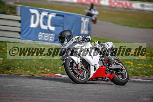 pubi7262 | Professionelle Fotos von Sportveranstaltungen, aber auch Hochzeiten und anderen Events. - Realisiert mit Pictrs.com