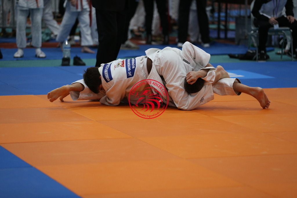 AT3Y1839 | Fotos vom Adler Cup - Pictures from Adler Cup

Hier findet Ihr alle Eindrücke und großen Momente der Adler Cup Wochenenden. Here you will find all impressions and great moments of the Adler Cup weekends. - Realisiert mit Pictrs.com