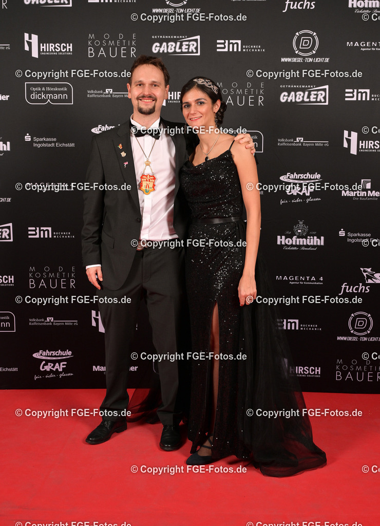 20240113-fge-fotos-0276 | Eröffnungsball der FGE am 13.01.2024 im Alten Stadttheater in Eichstätt. - Realisiert mit Pictrs.com