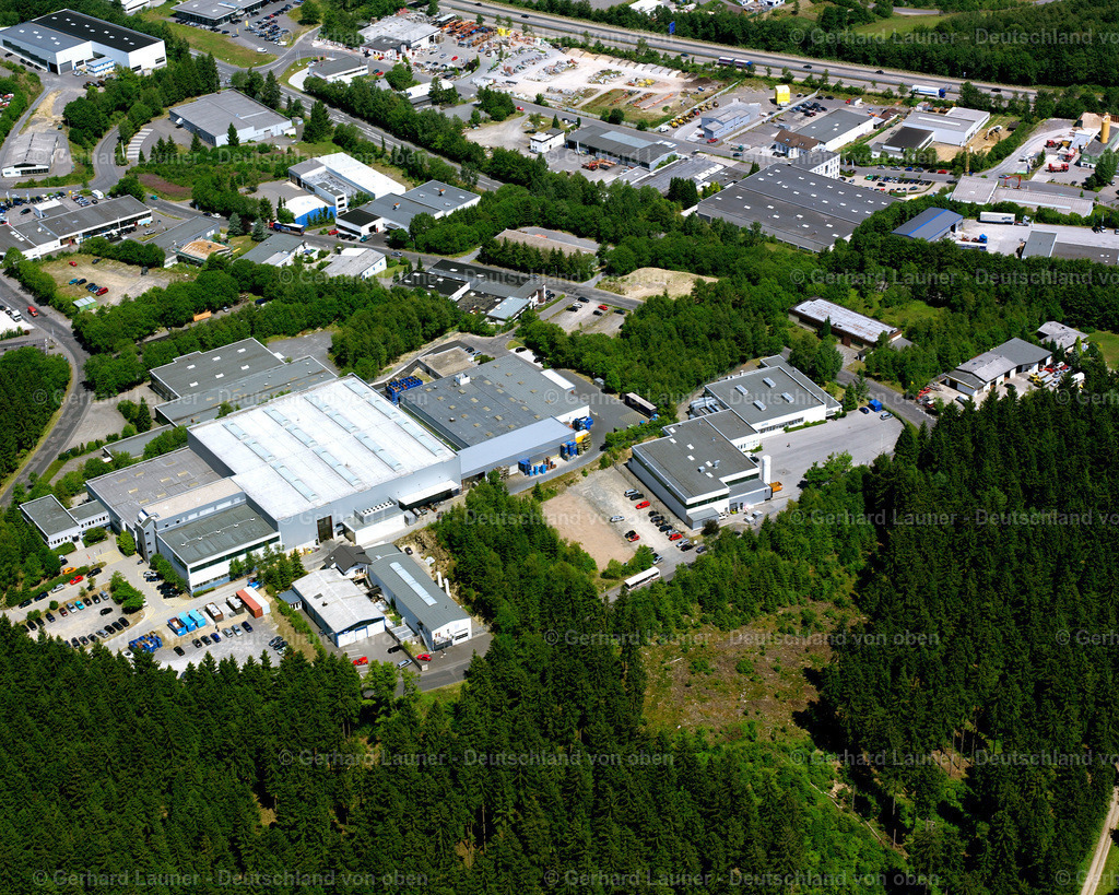 2632339 | MEINERZHAGEN 20.07.2006 Industrie- und Gewerbegebiet an der Straße Auf der Koppel in Meinerzhagen im Bundesland Nordrhein-Westfalen, Deutschland. Weiterführende Informationen bei: G.U.T. Gebäude- und Umwelttechnik KG,  HARDY Industriewerkzeuge und Anlagen GmbH,  Leopold Kostal GmbH &amp; Co. KG,  Lydall Gerhardi GmbH &amp; Co. KG. // Industrial and commercial area on street Auf der Koppel in Meinerzhagen in the state North Rhine-Westphalia, Germany. Further information at: G.U.T. Gebaeude- und Umwelttechnik KG,  HARDY Industriewerkzeuge und Anlagen GmbH,  Leopold Kostal GmbH &amp; Co. KG,  Lydall Gerhardi GmbH &amp; Co. KG. Foto: Gerhard Launer