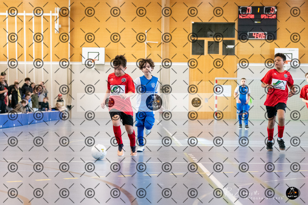 20251129_FCR-Hallenturnier-E_RAW-1_021-61 | Sport und Naturfotografie von Roberto Esposito zeigt echte Momente Bewegung und die Schönheit der Natur. Ausdrucksstarke Bilder schaffen Emotionen.
