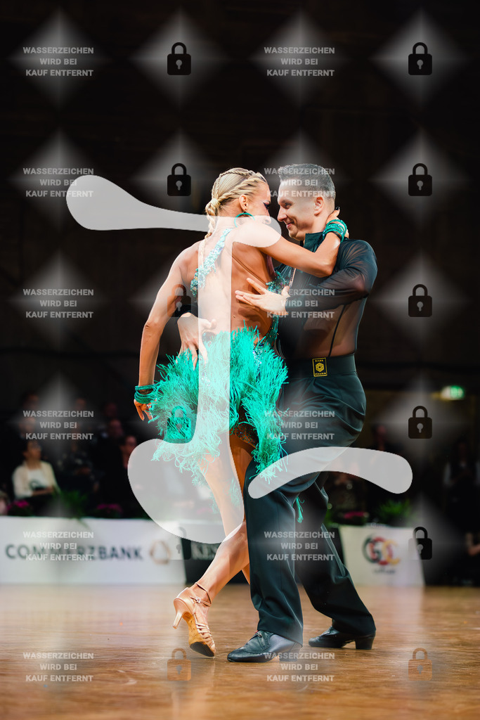 GOC 2025 - WDSF GrandSlam Latin 6th (54) Artur Balandin _ Anna Salita (Germany)-2025-08-23-4494 | Webshop for digital downloads and prints of dance sport, event & show photographer Julian Link - Realisiert mit Pictrs.com