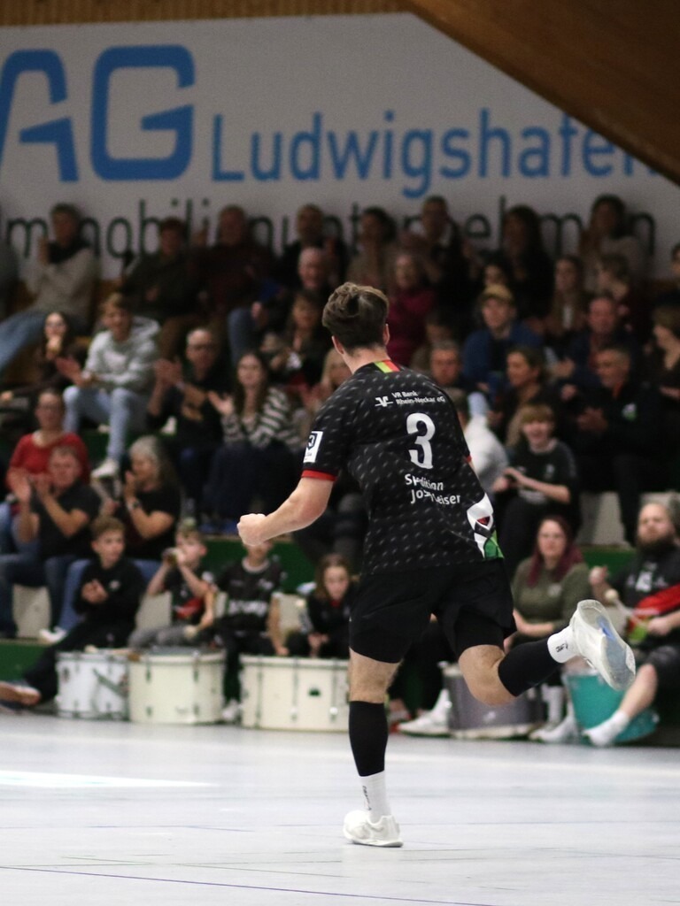 TS7D2814h | Tanja Sommer - TS Sportfotografie - Realisiert mit Pictrs.com