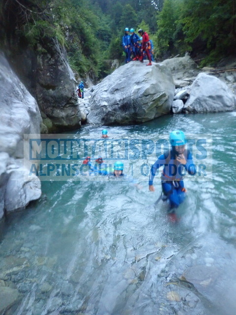 P8150083 | Bestelle die Bilder deines Berg- oder Wasser-Abenteuers mit Mountain Sports bequem von zu Hause aus direkt über unseren Online Fotoshop von pictrs.com. - Realisiert mit Pictrs.com