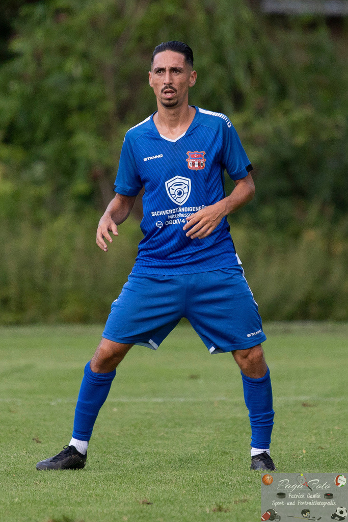 Hessenliga: Türk Gücü Friedberg - FC Eddersheim, 09.08.2024 | Kamil Yikilmaz (Türk Gücü Friedberg #7), Freisteller, Portrait / Porträt, Türk Gücü Friedberg - FC Eddersheim, Friedberg, Städtischer Sportplatz, 9.8.2024 - Realisiert mit Pictrs.com