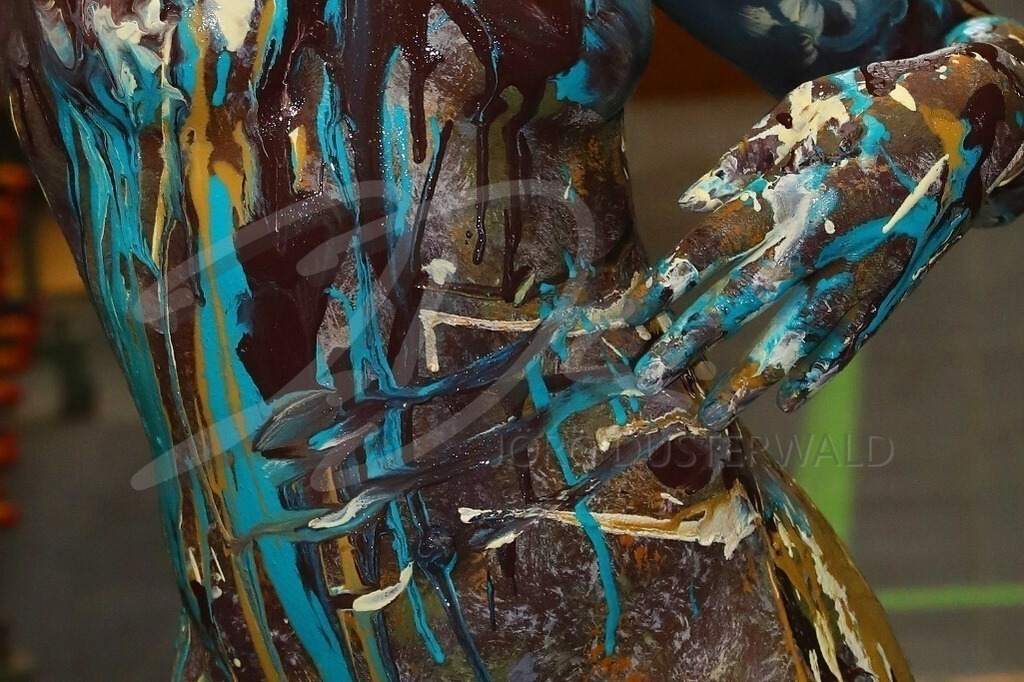 BodyArt-DARKSKINSPLASH_2146b | #002 | Modell: Clémentine | Foto: Tschiponnique Skupin - Realisiert mit Pictrs.com