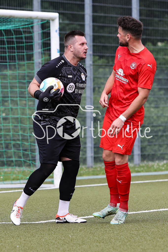 SK Srbija München - TSV 1895 Teisendorf | Professionelle Sportfotos aus den Bereichen Fußball, Eishockey, Handball und vieles mehr. Ob Sieg oder Niederlage