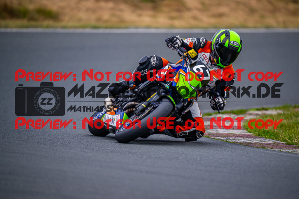 MaZZes_FotoMatrix_220723_1711 | TWIN