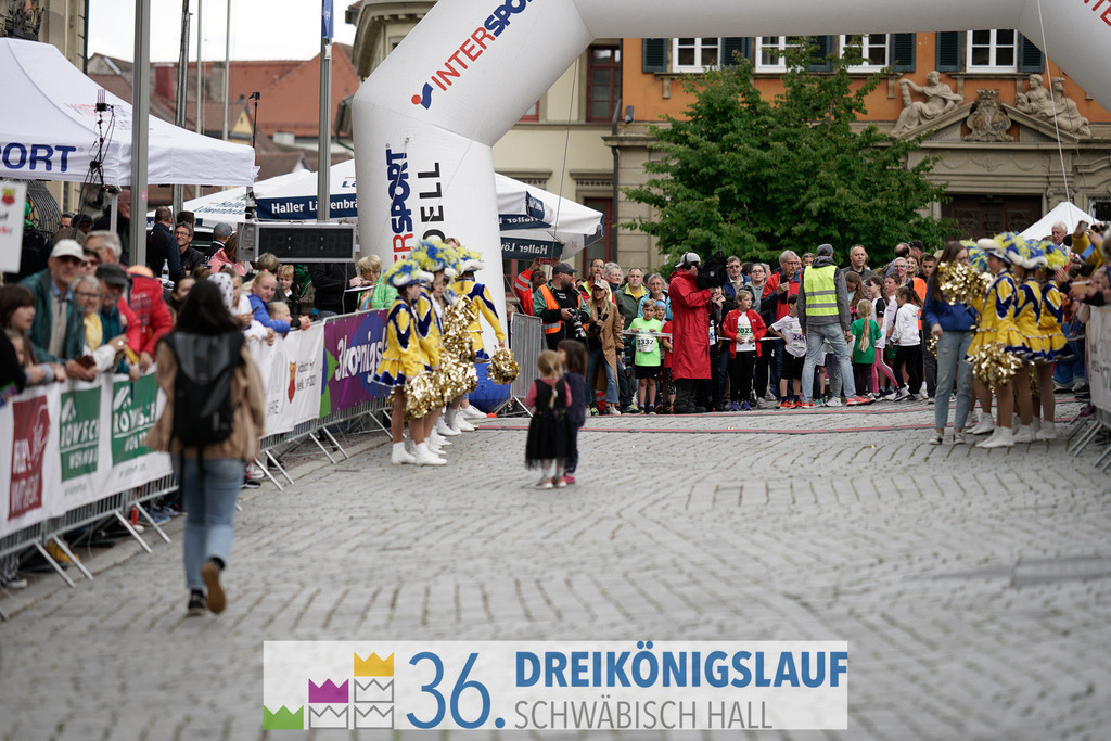 AOK Junior Cup 400m | 3Königslauf 2022 AOK Junior Cup 400m - Realisiert mit Pictrs.com