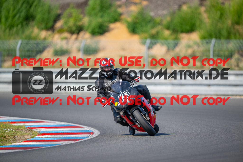 MaZZes-Fotomatrix-20260805-528401 | OPEN