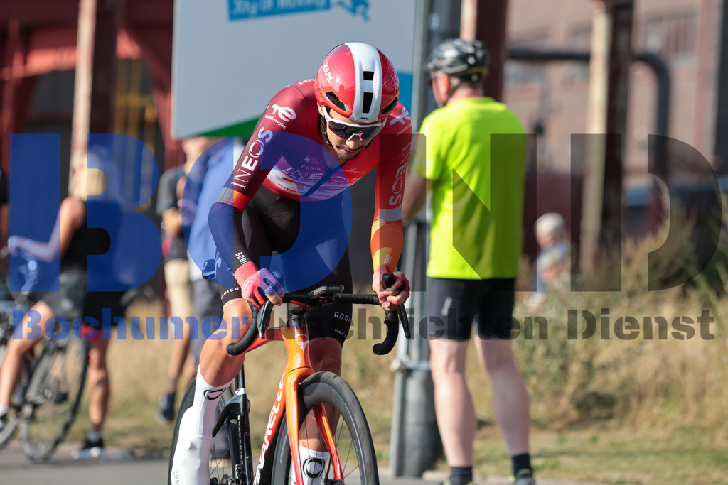 SES_DEUTOU20250820-115 | bond - Realisiert mit Pictrs.com