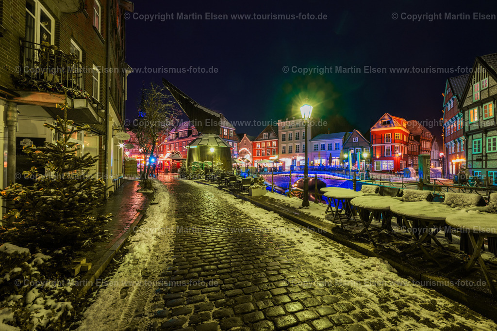 Stade Fischmarkt_Nacht Winter_ELS_8044041223 | Stader Winter - Realisiert mit Pictrs.com