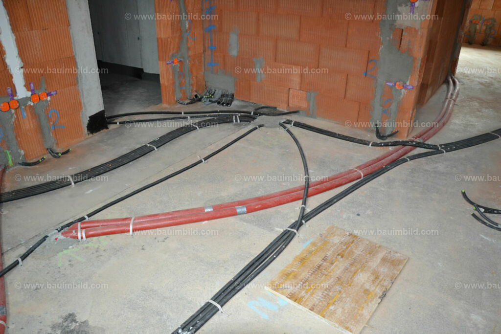 bib-lg15-sanitaer-0078 | Nach LV-Leistungsgruppen sortierte Detailfotos über den Bau eines Hauses. Alle Hausbau-Bilder direkt vom Urheber und Autor der Website Haus-Selber-Bauen.com