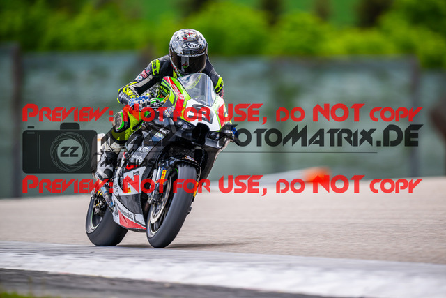 MaZZes_FotoMatrix_240505_6007705_2467 | STK1000