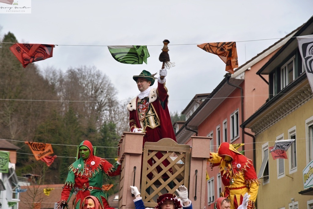 FasMontag _24-011-RA | Fotoblog Schwarzwald, Foto Blog Wiesental, Pfaffenberg, Winterzauber, Zeller Bergland, Zell im Wiesental, Fotoblog Wiesental, Landschaftsfotos, Bilder Wiesental, Natur, Naturbilder, Fastnacht, Zeller Fastnacht, Zeller Fasnacht, Zeller Bergland, Belchen, - Realisiert mit Pictrs.com